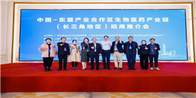 合影.jpg